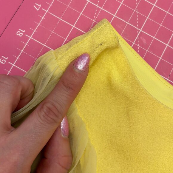 Vintage yellow Megan Draper bell sleeve mini dress - fits like a small - Picture 10 of 10